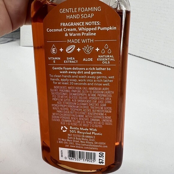 Bath & Body Works Foaming Hand Soap 8.75 fl oz  I Only Have Pies For You NEW!! - Picture 3 of 4